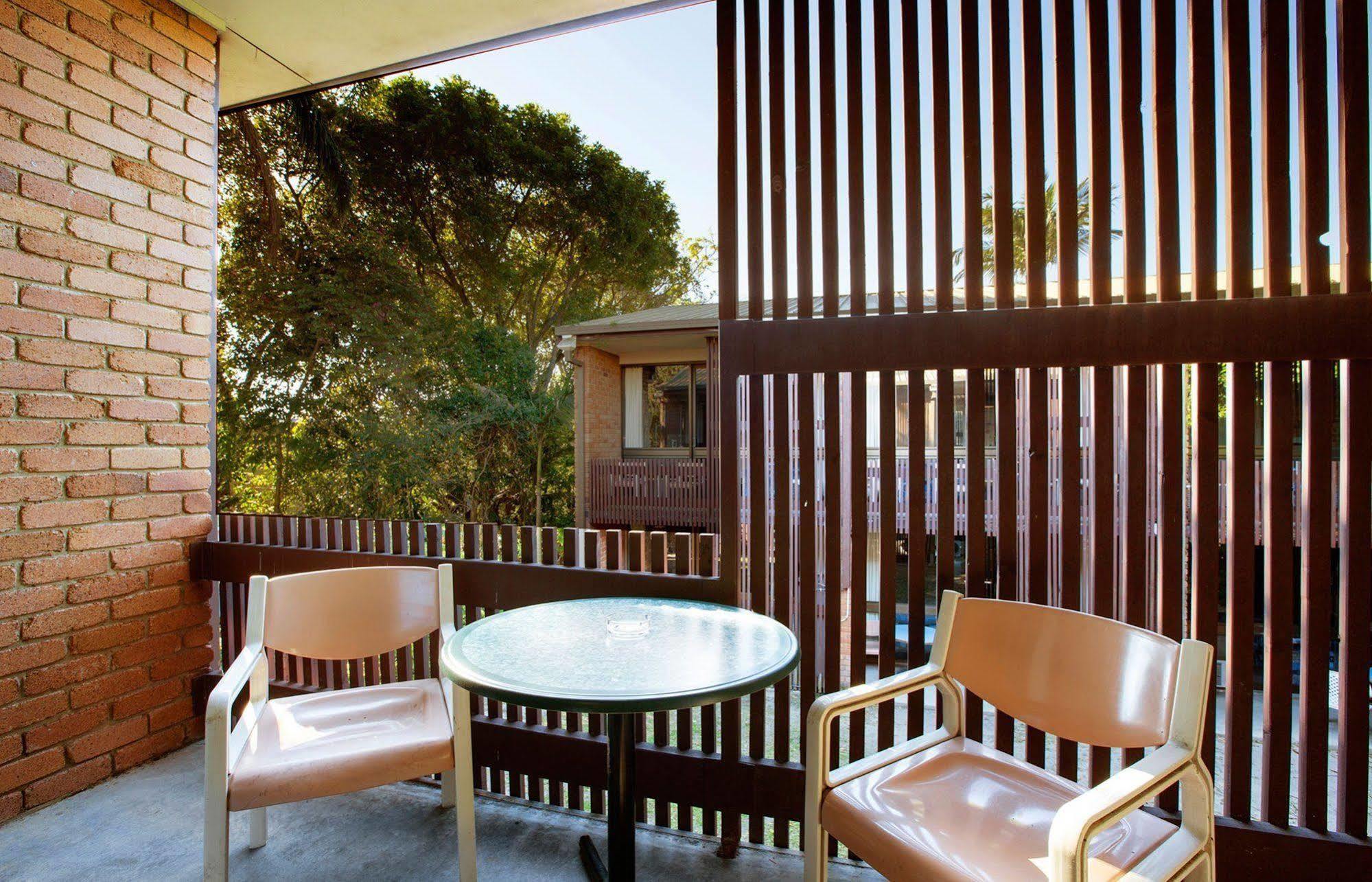 Villa Noosa Hotel Noosaville Buitenkant foto